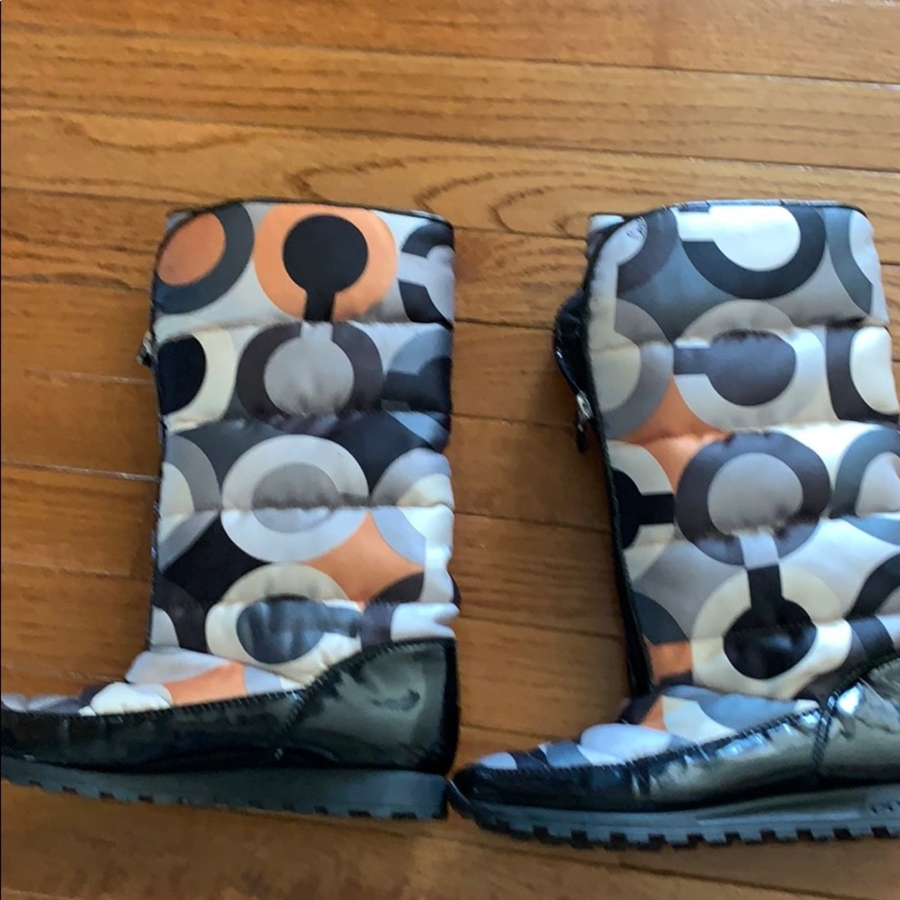 Coach snow boots used good condition